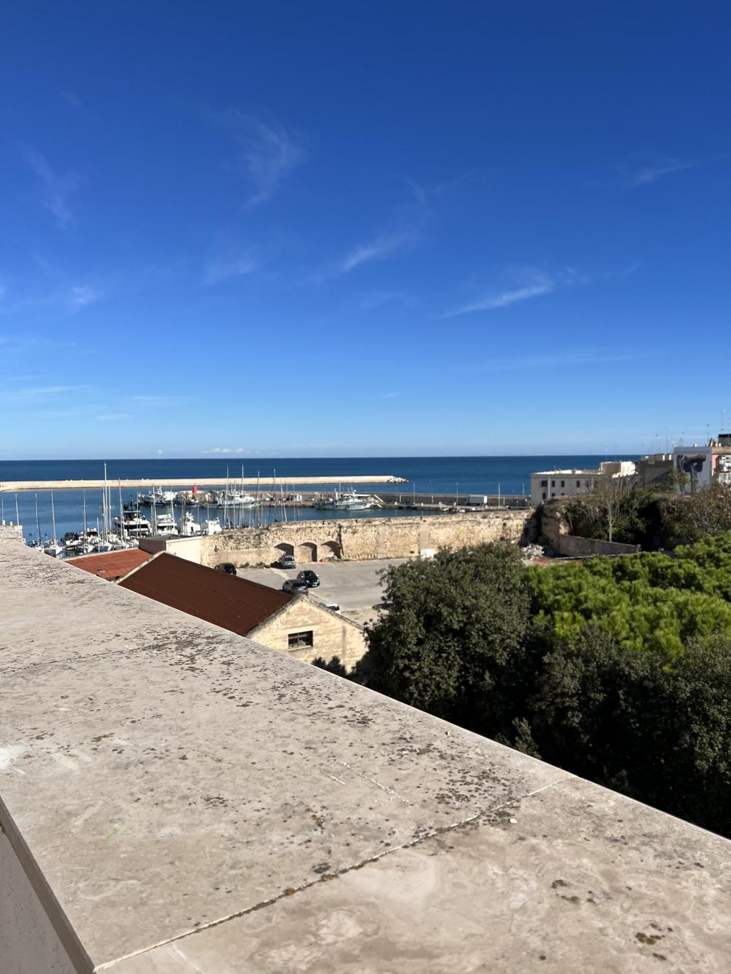 Intra Moenia Bed & Breakfast Bisceglie Dış mekan fotoğraf